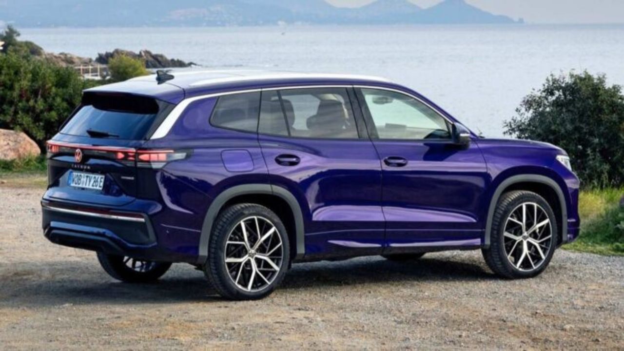 10+ Upcoming 7-Seater SUVs & MPVs In India That Will Change Family Travel Forever!