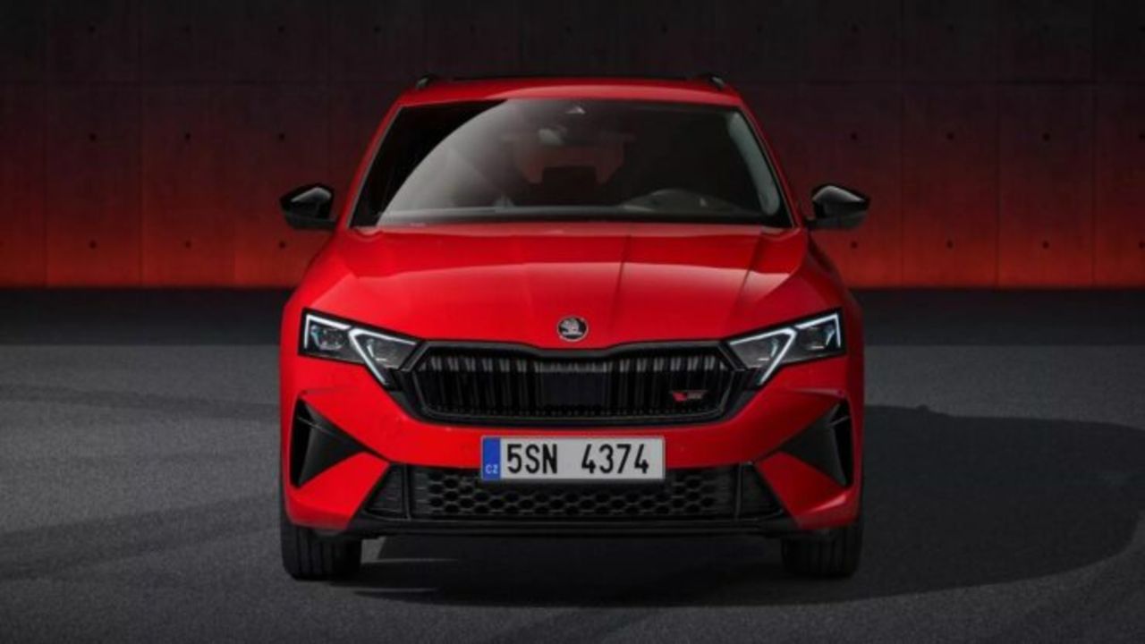 New Skoda Octavia RS Sold Out in Just 20 Minutes — Performance Sedan Creates Sensation in India